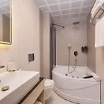 Operla Airport Hotels. Tm *