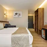 Operla Airport Hotels. Tm Hotel *