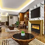 Operla Airport Hotels. Tm