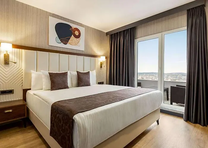 Operla Airport Hotels, Tm Hotel